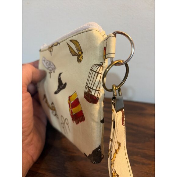 Harry Potter-Inspired Beige Wristlet Pouch Strap & Zipper Closure by Belka Ind - Picture 7 of 7